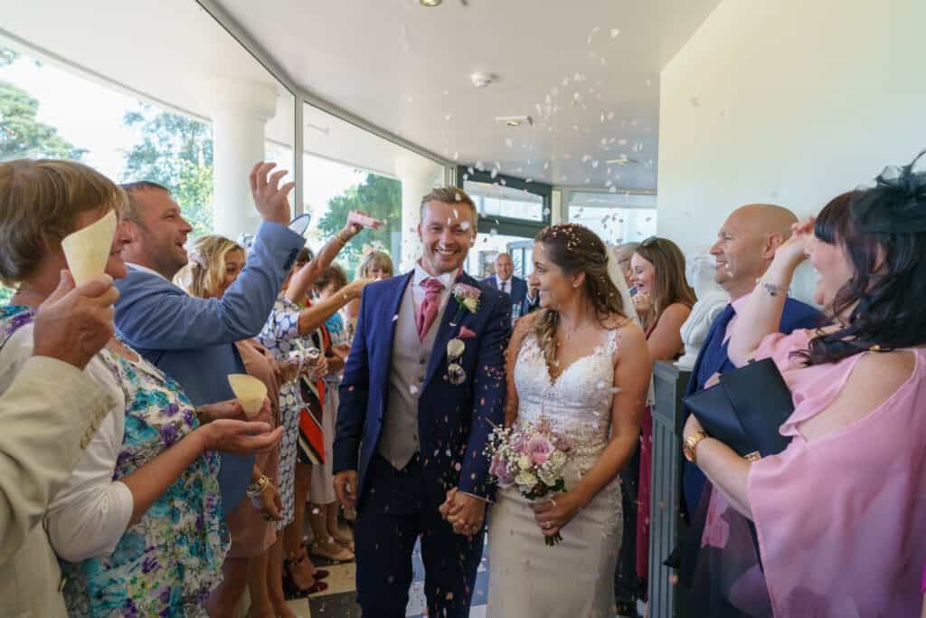 20180901 emily and russell's wedding | southdowns manor 0313